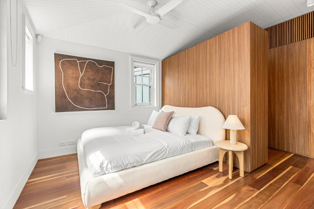 Dawes Point Apartment | 2-4 Trinity Avenue