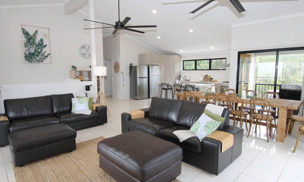 Brisbane Waterfront House | 2 Coral Crescent Brisbane