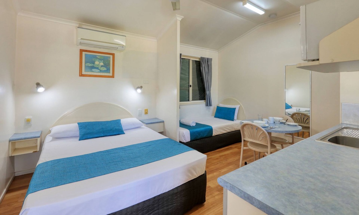 Roma Hotel | 22 on Bowen Motel