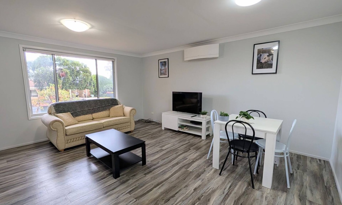 Oxley Vale House | 3 Bedroom, Pet Friendly, Family Home in Oxley Vale