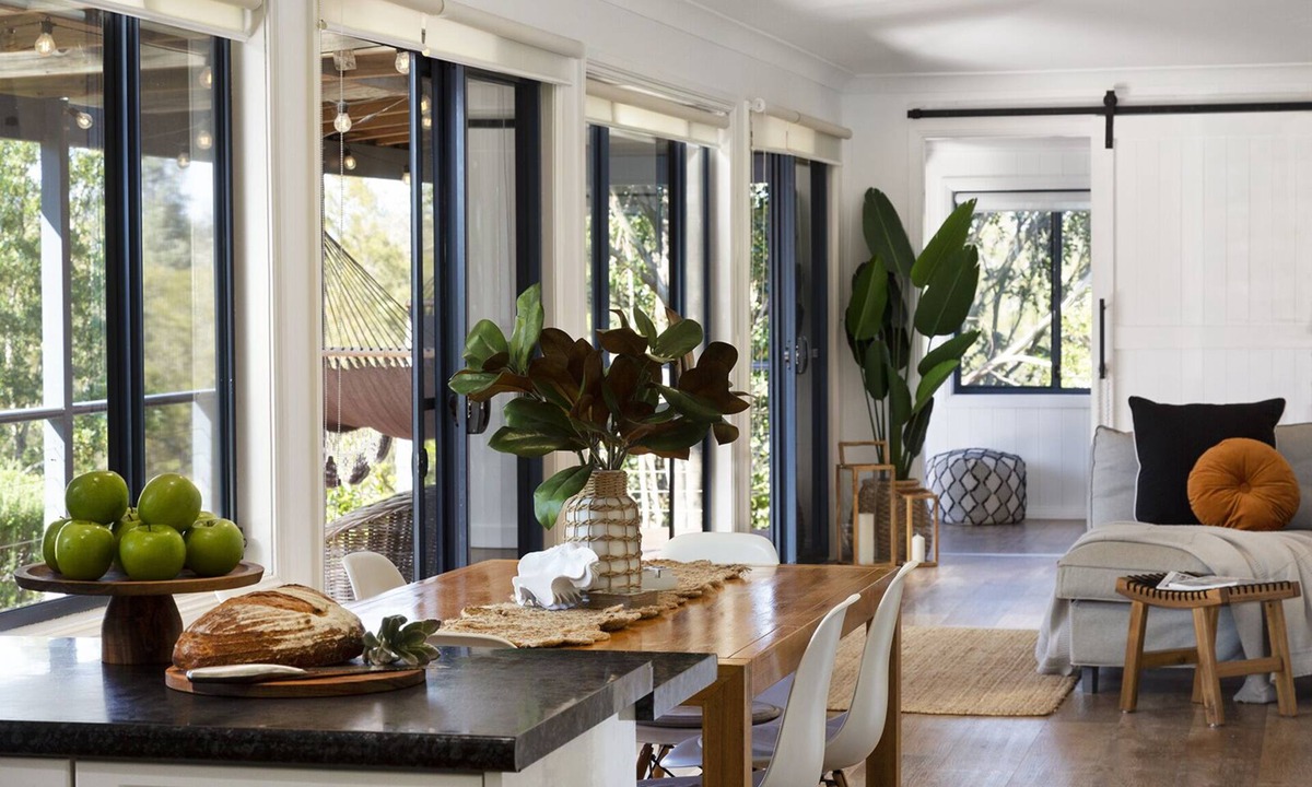 Gerroa House | 3 minute walk to the stunning 7 Mile Beach