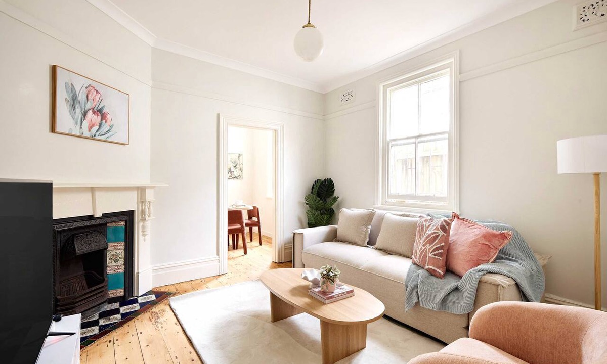 Bondi Junction House | 3BR Bondi Junction | Walk to Westfield, near Beach