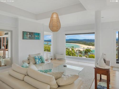 Merimbula House | 54 Lake