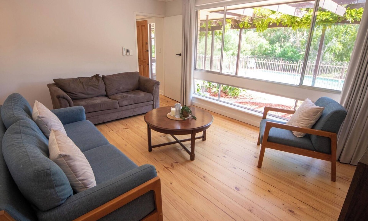 Seacliff Park House | 5BR Home w/Saltwater Pool – Pet Friendly, Near Seacliff Beach & Marion | Ideal for Extended Stays