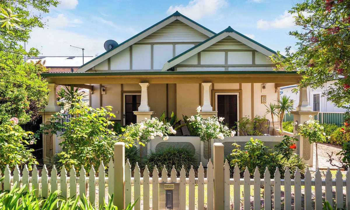 Central Mudgee Cottage | A Market Place Mudgee Walk to Town Centre and Parks