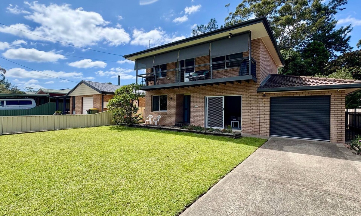 Sanctuary Point House | A Piece Of Paradise by Book Jervis Bay