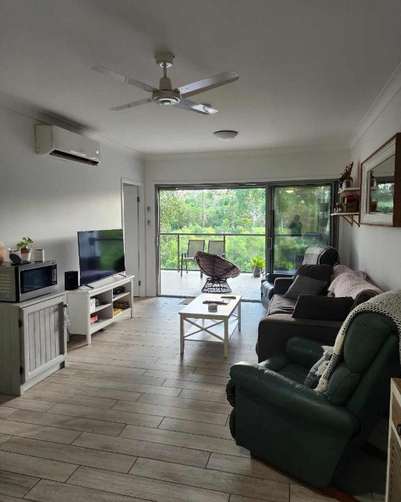 Petrie Apartment | A quiet unit overlooking a reserve