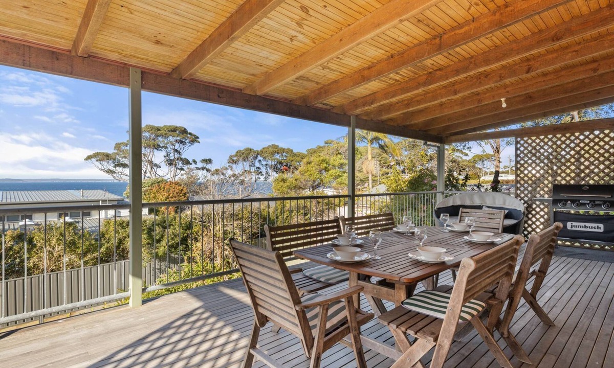 Hyams Beach House | Absolute Blue by Experience Jervis Bay
