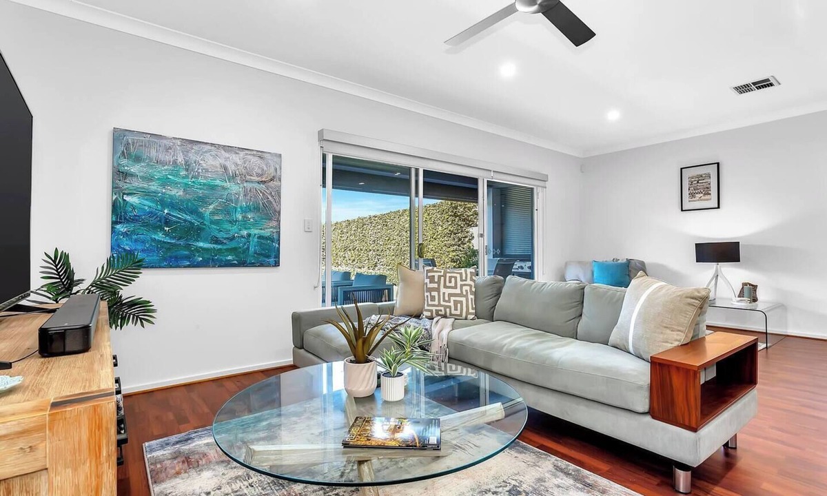 Normanville House | Albatross Golf Course Retreat at Links Lady Bay