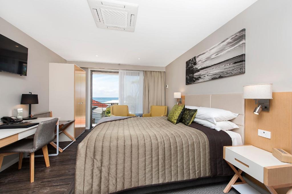 Mollymook Hotel | Allure On Ocean Motel - Mollymook Beach