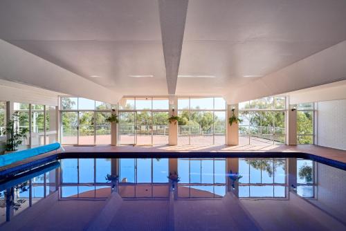 Mount Nelson House | Alpine Nelson - With Indoor Pool & Sauna
