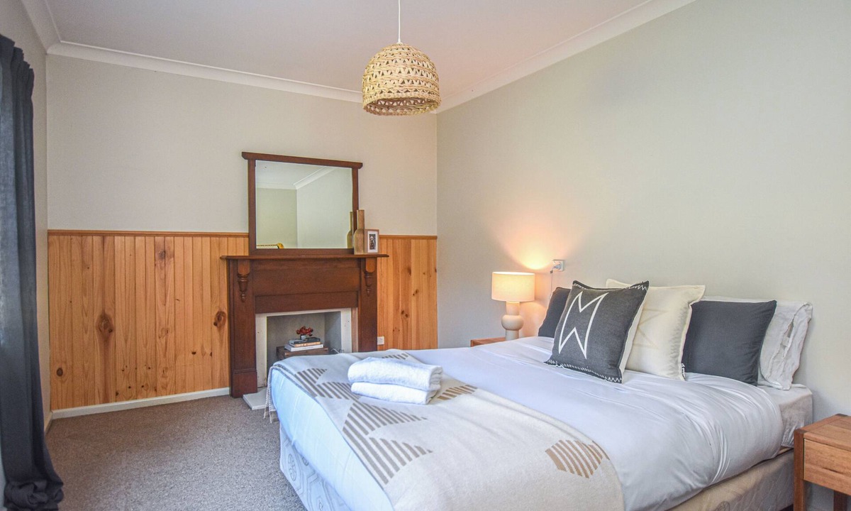 Ovens House | Alpine River Cottage