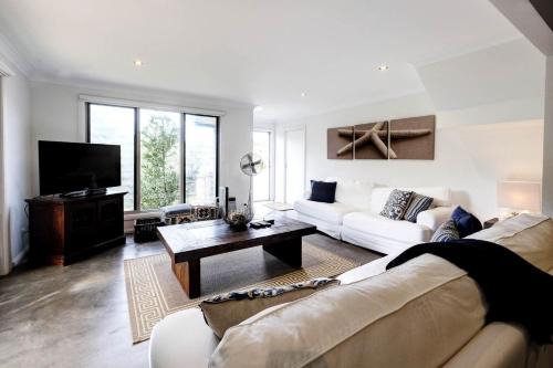 Boomerang Beach House | Anglers Cove