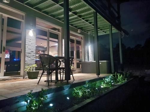 Arcadia House | Arcadian Haven Farm Stay - 25 spectacular acres