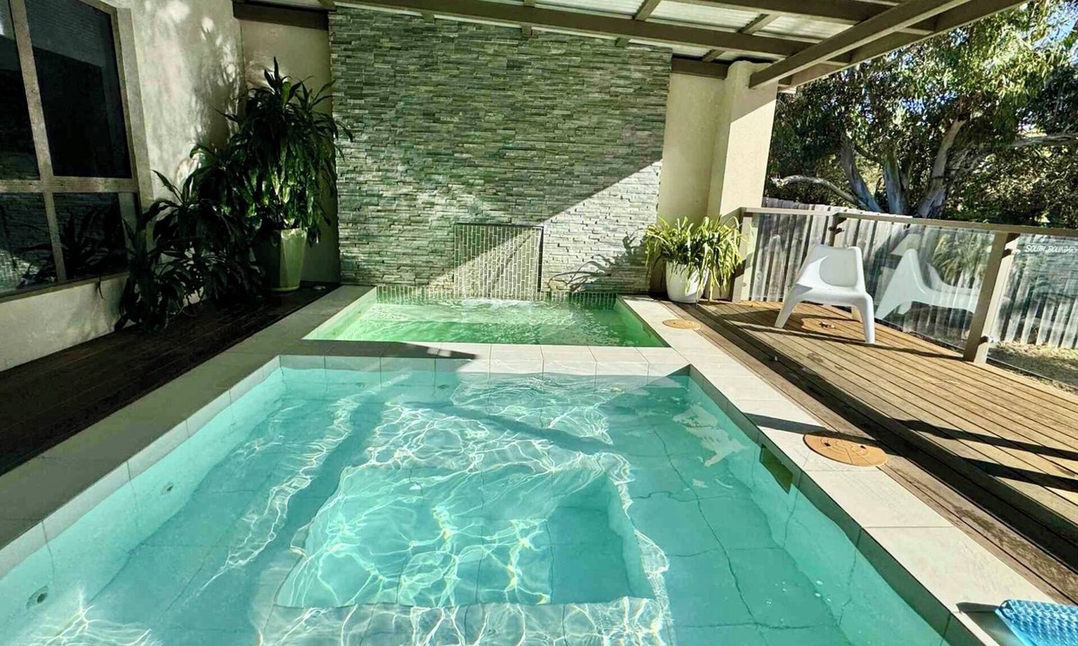 Margaret River House | Arthouse SIX | Your luxe home away from home | Coffee + bike trails at your door