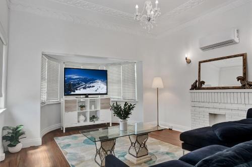 Ashgrove House | Ashgrove home