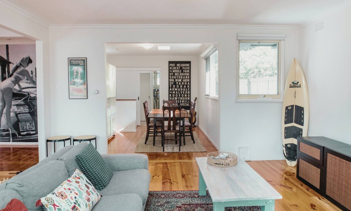 Queenscliff House | Aurora close to beach family friendly