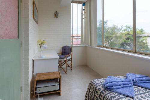Crawley Apartment | B6 Crawley Apartment 1 BRM & Sleepout near UWA