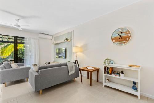 Rainbow Beach House | Baden 52 Rainbow Shores. Aircon. Wifi