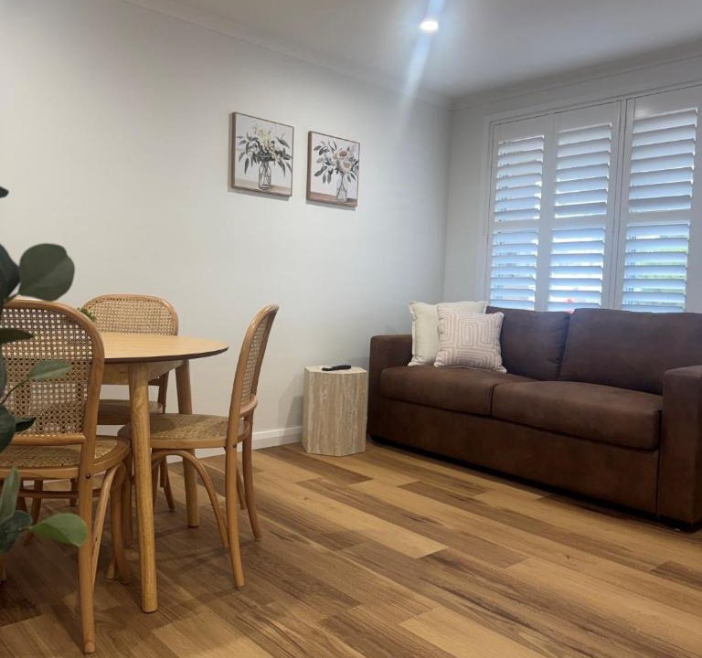 Kaniva Apartment | Baker three apartments