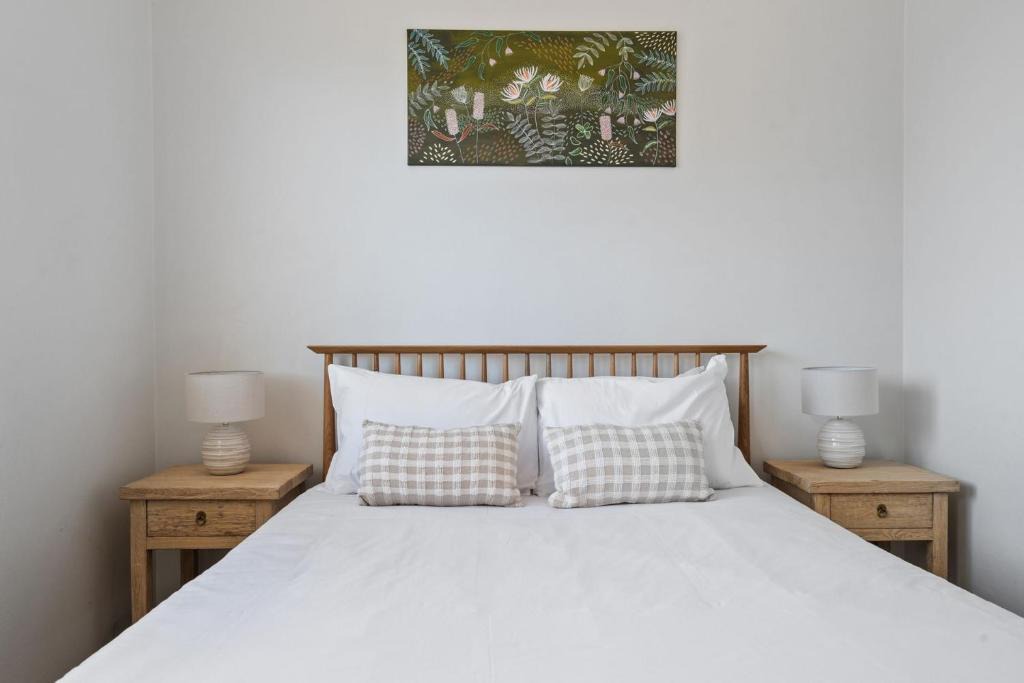 Balmain Apartment | Balmain Blue Hour - Harbour Days