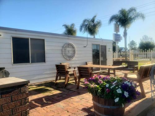 Balranald Hotel | Balranald Motor Inn