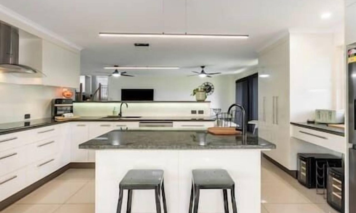 Banksia Beach House | Banksia Beauty - Family Home with pool