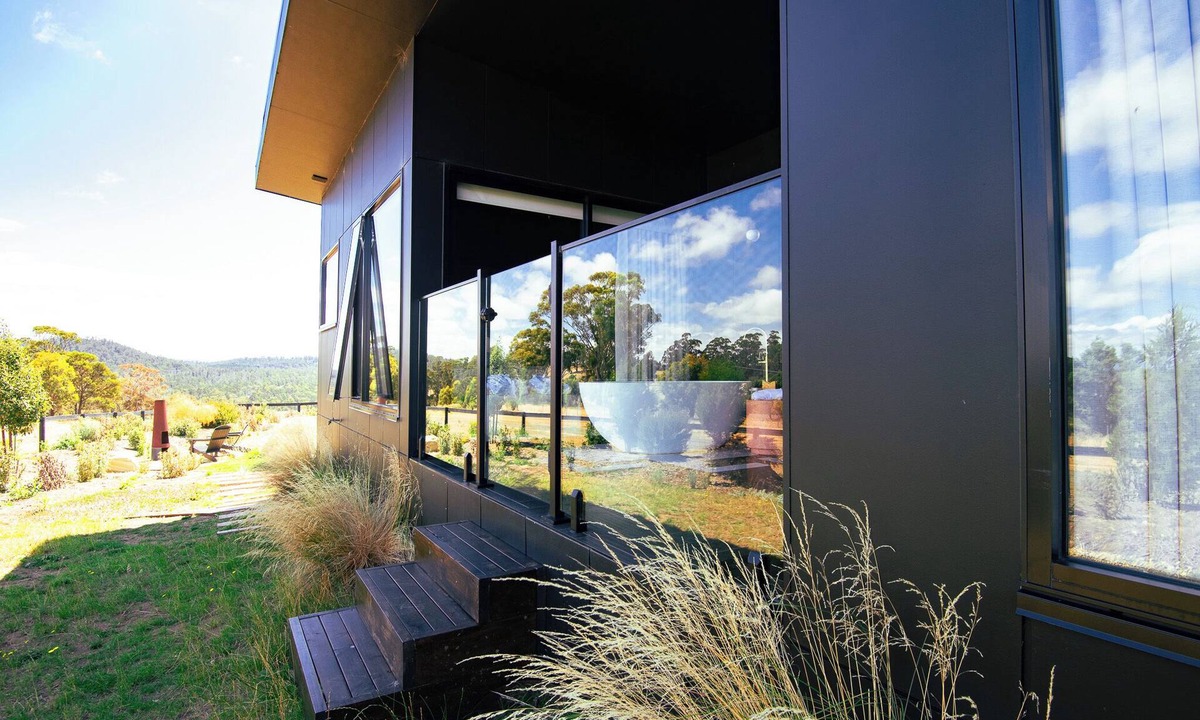 Carlton River Villa | Barefoot Luxury, Romantic escapes, Outdoor bath with Ocean views, Farm stay