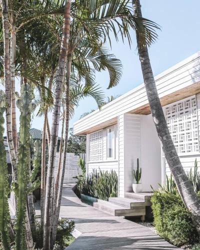 Byron Bay Hotel | Bask & Stow I Luxe Guesthouse