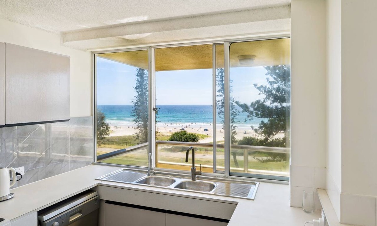 Miami Apartment | Beachfront Apartment on the Esplanade