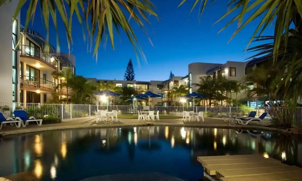 Sunshine Coast Apartment | Beachfront Beauty Alexandra Headland Mooloolaba by BOXXLA