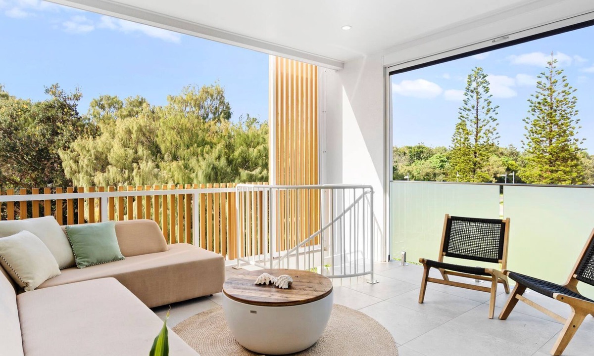 Kingscliff House | Beachfront Bliss - Baja on Cylinders