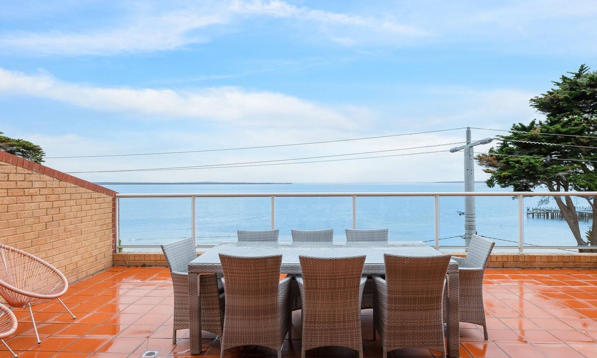 Cowes House | Beachfront Bliss in Cowes