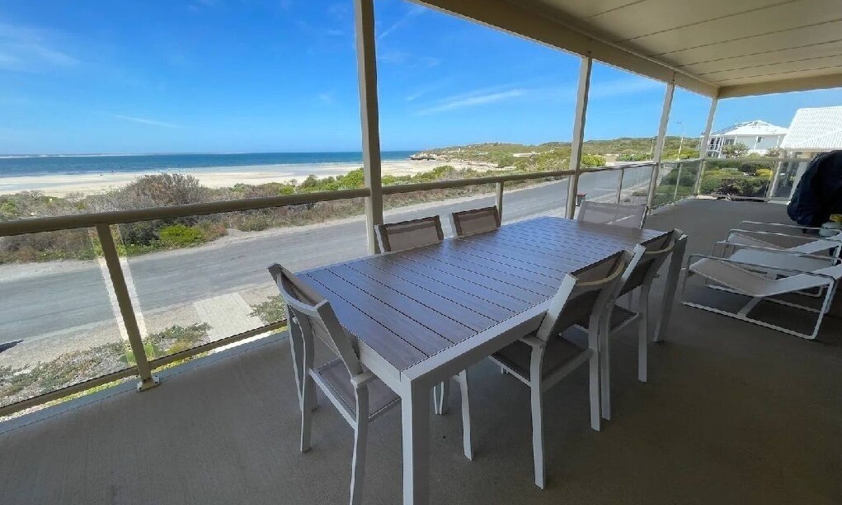 Marion Bay House | Beachfront luxury Marion Bay, Ocean views, safe swimming beach directly in front