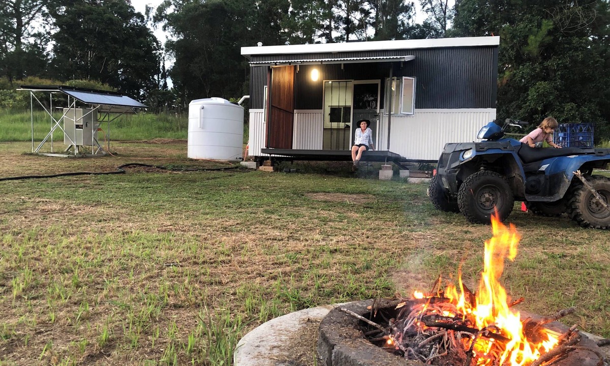 North Deep Creek Cottage | Bee Farm Off-Grid Tiny Home Stay. Pet Friendly!