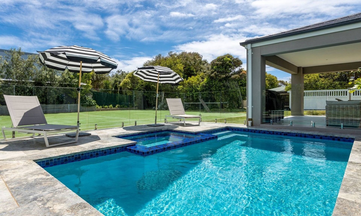 Sorrento House | Bellaluca Hamptons: 5 BR, 6 BA House in Sorrento , Sleeps 12