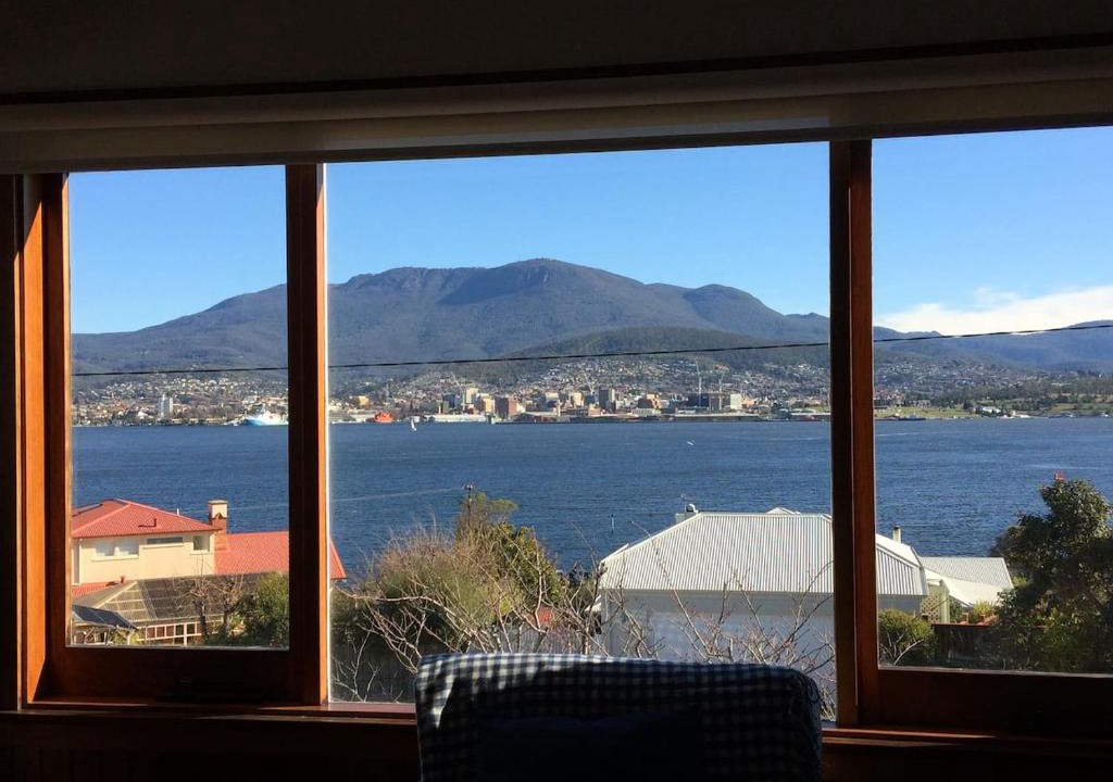 Bellerive House | Bellerive Bluff Magic - A Tranquil Panoramic Escape