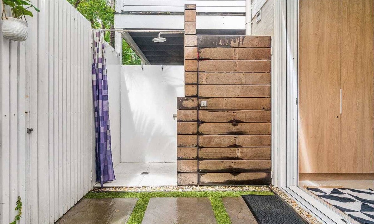 Belongil Apartment | Belongil Beach Pad Byron Bay