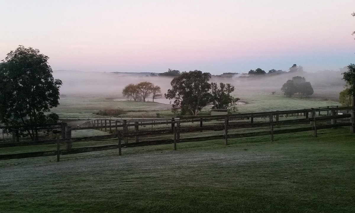 Berry House | Berry Farmstay - Pet Friendly