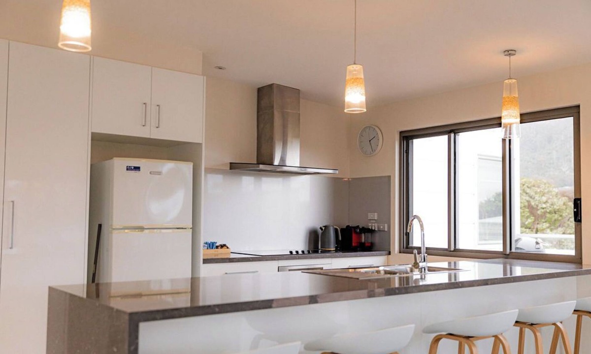 Bicheno Apartment | Bicheno Sands- space and the sea
