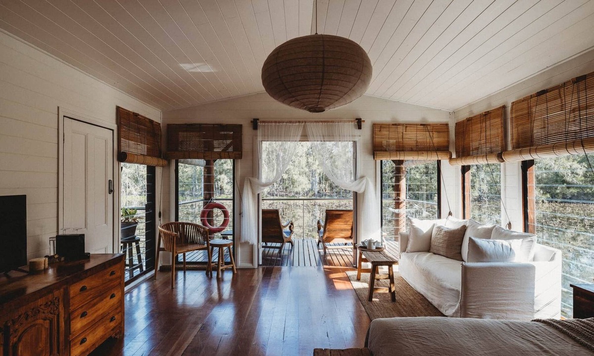 Lovedale Villa | Boathouse 2 - Hunter Valley Couples Retreat, Bathhouse 2 at Leaves and Fishes