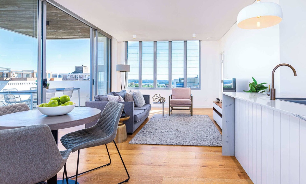 Bondi Apartment | Bondi Amari Seven Zero One with Balcony and View