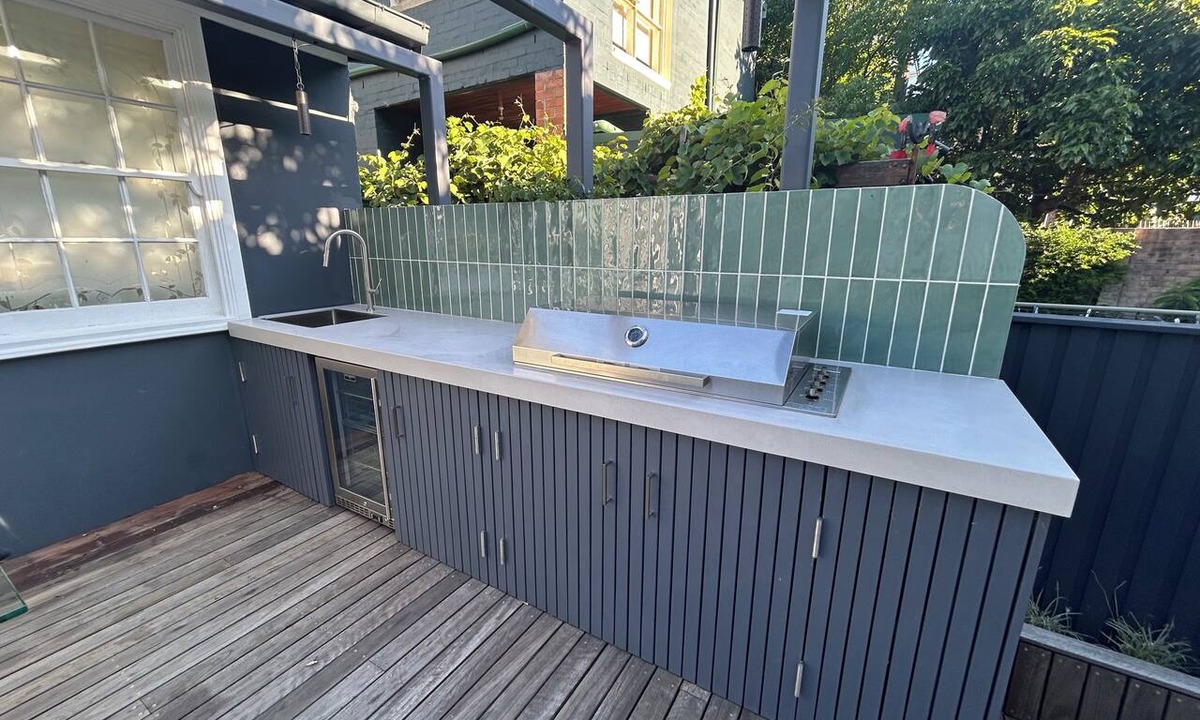 Leichhardt Cottage | Boutique Garden Cottage | Pool & BBQ| Free Parking | Public Transport