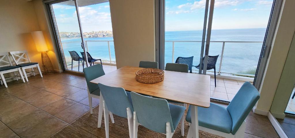 Bondi Apartment | Breathtaking Ocean Views