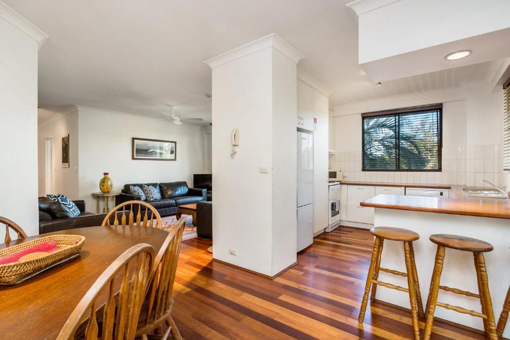 Byron Bay House | Breeze@Byron 1 Clarkes Beach