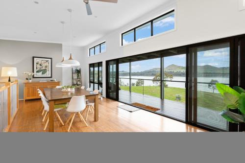 Bonnie Doon House | Bridge Water Views