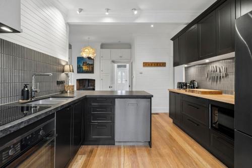 Katoomba House | Brixton Cottage