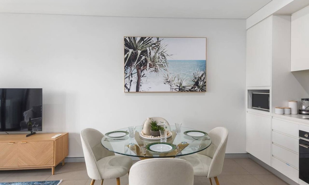 Wollongong CBD Apartment | Burelli Beach Escape Breezy Seaside Charm