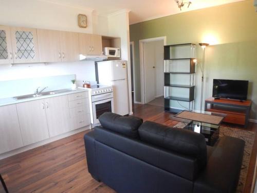 Burnie Apartment | Burnie Port Views