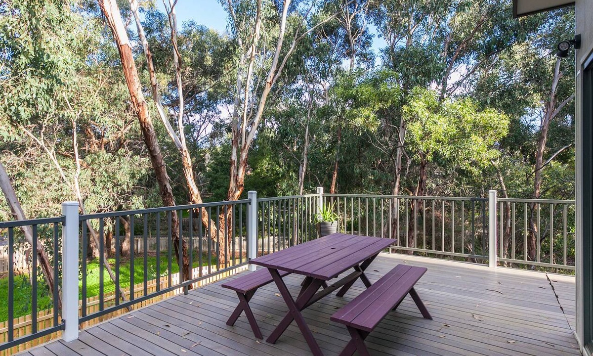 Anglesea House | Bush Surrounds On Weir
